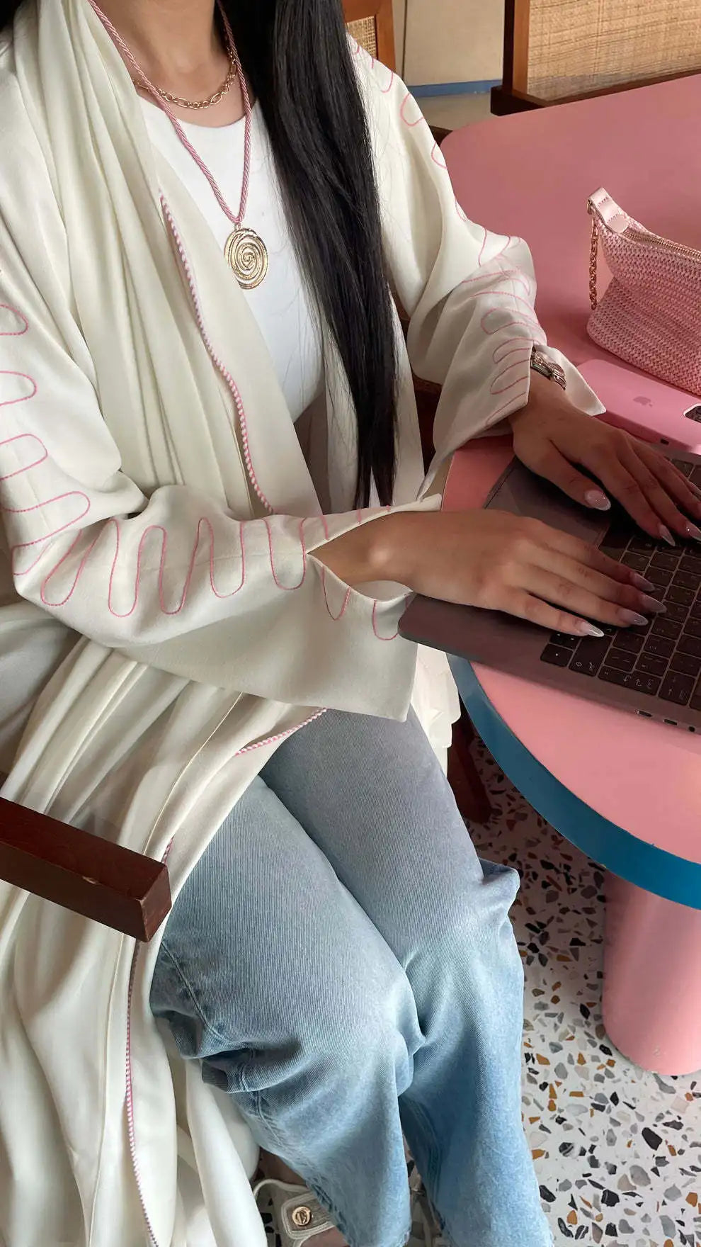 Mira - Stitched open abaya