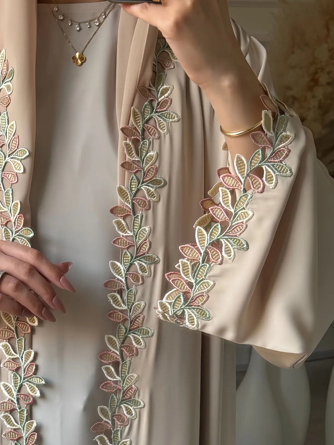 Layla - open abaya with leaf embroidery
