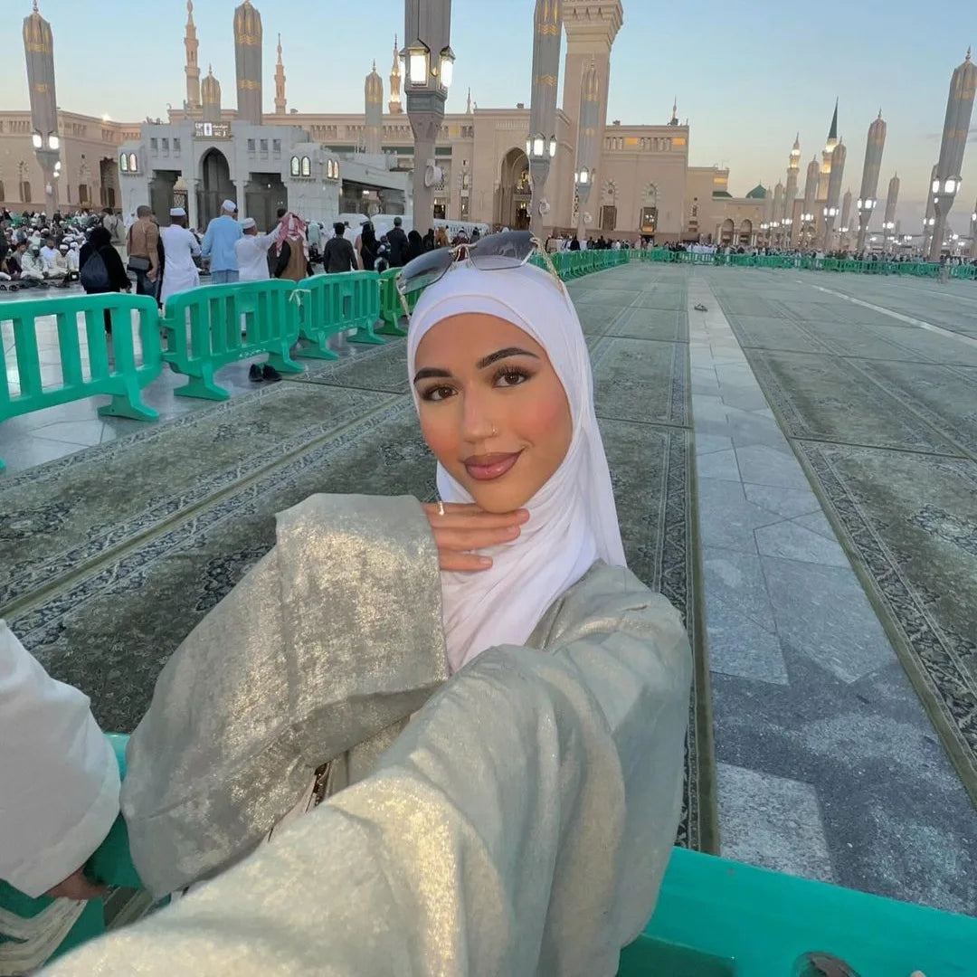 Lina - Satin Shiny Open Abaya